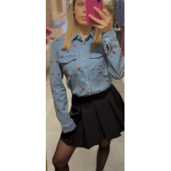 KOSZULA NIEBIESKA W SERCA