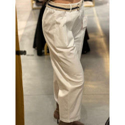 SPODNIE BIEL PASEK
